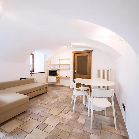 Lägenhet La Maison Du Village Aosta